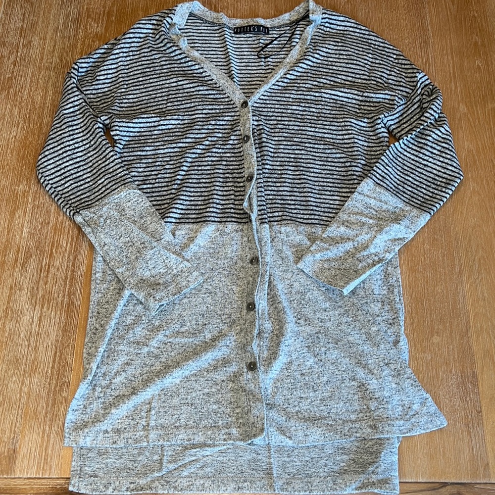 Potters pot cardigan sweater. Size L. EUC